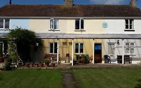 3 Lymbrook Cottage
